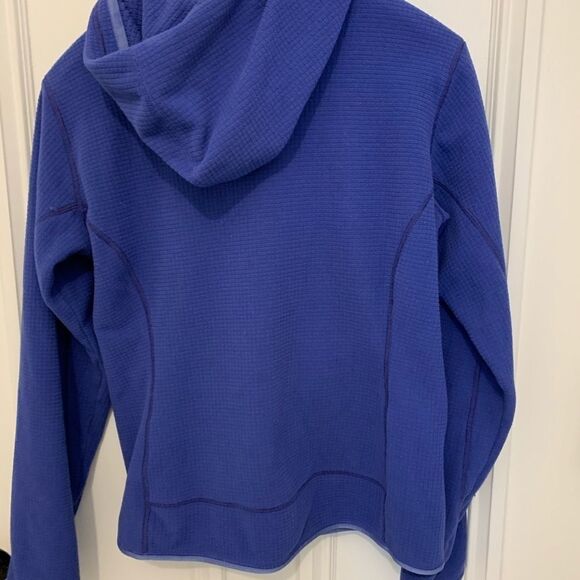 Blue Women’s Nike Fleece Jacket with hood Medium - Picture 5 of 5